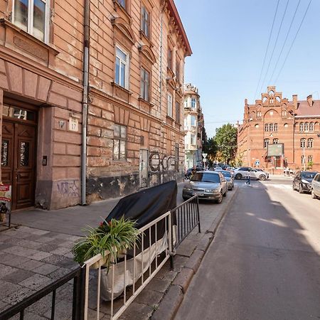 Alfa Apartments Ohiienka 17 2 إلفيف المظهر الخارجي الصورة